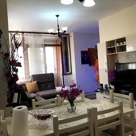 Apartment Vrapi *
